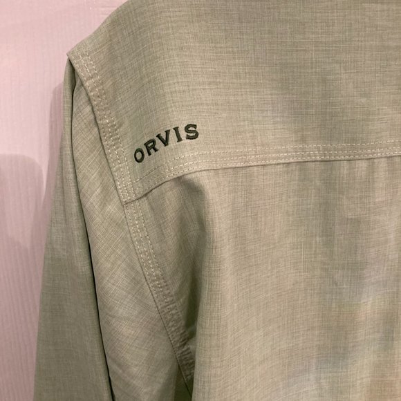 Orvis Mens Green insect repellent Button shirt. Large - Picture 6 of 12